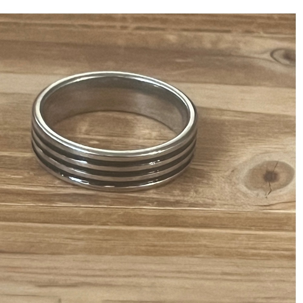 Black & Silver Tungsten Unisex Band Ring w Polished Finish 6mm Width-Size 9 -New - Picture 8 of 12